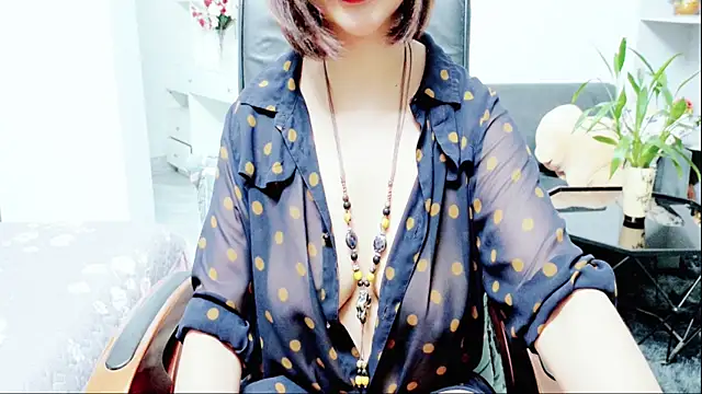 Snapshot of Miu-Le chatting on 07/02/26, 05:13 Miu-Le online show from 07/02/26, 05:13