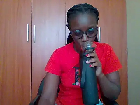 sexy darleen23 online show from 02/04/26, 02:23