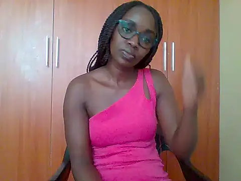 sexy darleen23 online show from 04/18/26, 09:57