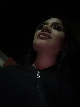 Riana Kean online show from 01/31/25, 04:25