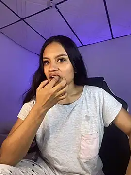 Riana Kean online show from 02/11/25, 02:03