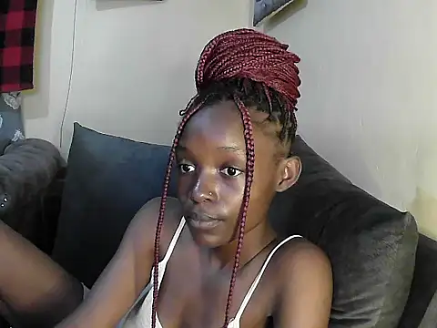 Snapshot of petite_clara24 chatting on 02/27/25, 12:21 petite clara24 online show from 02/27/25, 12:21