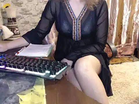  Kitti  online show from 12/08/24, 08:58