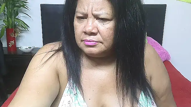 Shanttal0272 online show from 05/25/26, 12:05