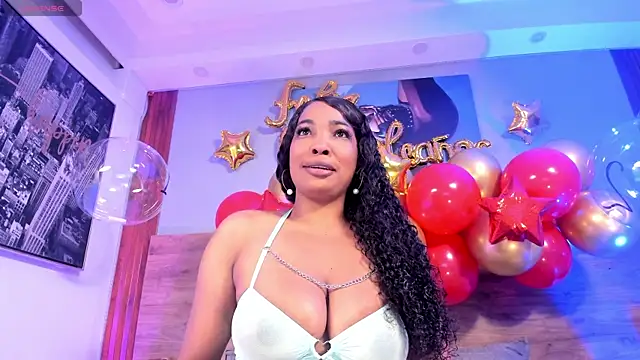 Aliisson Cruz online show from 11/07/25, 02:44