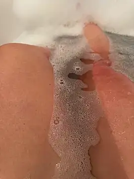 parismira online show from 12/13/24, 01:01