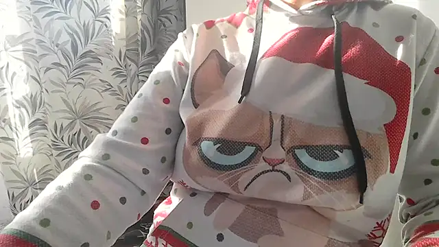 parismira online show from 12/18/24, 10:19