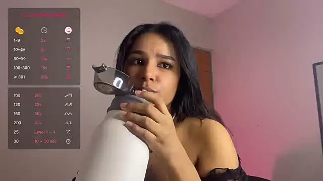 ninapego online show from 12/23/24, 12:25