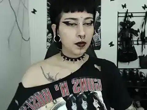 n0sferatus   online show from 11/21/25, 04:11