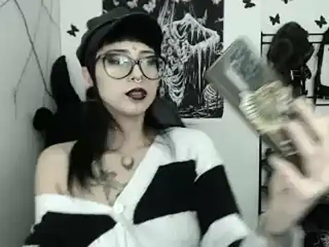 n0sferatus   online show from 01/12/26, 04:18