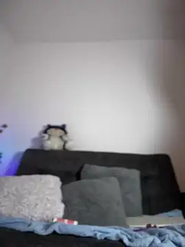 Snapshot of Zeli_66 chatting on 12/15/24, 09:24 Zeli 66 online show from 12/15/24, 09:24