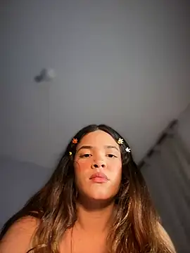 Zeli 66 online show from 02/13/26, 10:06