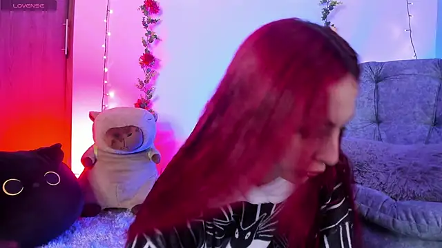 Megan wolf1  online show from 04/10/26, 06:29