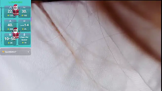 aFanny online show from 12/15/25, 02:10