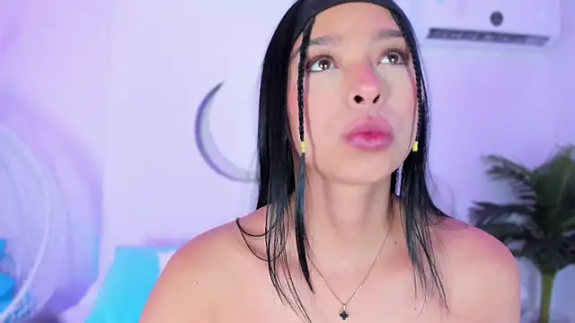 MiaCollson online show from 02/07/25, 07:59