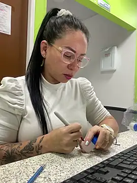 Snapshot of nurse_desi_sexlove chatting on 01/17/25, 05:21 nurse desi sexlove online show from 01/17/25, 05:21