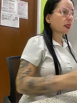 Snapshot of nurse_desi_sexlove chatting on 01/31/25, 06:02 nurse desi sexlove online show from 01/31/25, 06:02