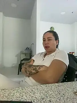 Snapshot of nurse_desi_sexlove chatting on 03/22/25, 04:03 nurse desi sexlove online show from 03/22/25, 04:03