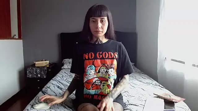 Emilia 1995 online show from 06/21/26, 06:10