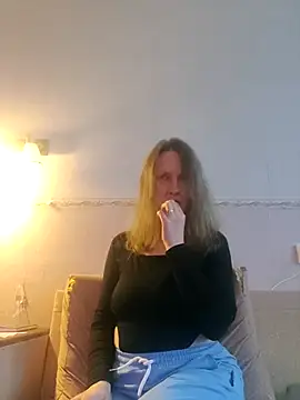 Evelina cute online show from 11/06/25, 12:06