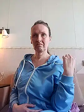 Evelina cute online show from 03/30/26, 11:11