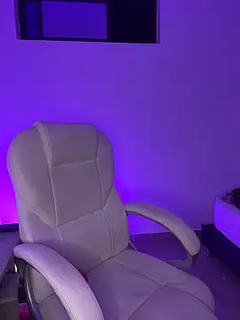 nyna 1 online show from 04/02/26, 01:58