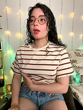 Antoniart  online show from 10/12/25, 02:32