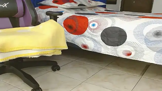 engielphoenis14 online show from 03/08/25, 05:54