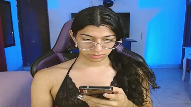 engielphoenis14 online show from 02/10/26, 12:59