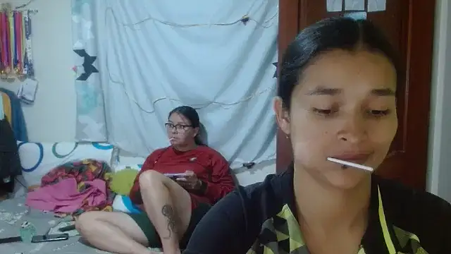 clayre and jill online show from 11/14/25, 04:11