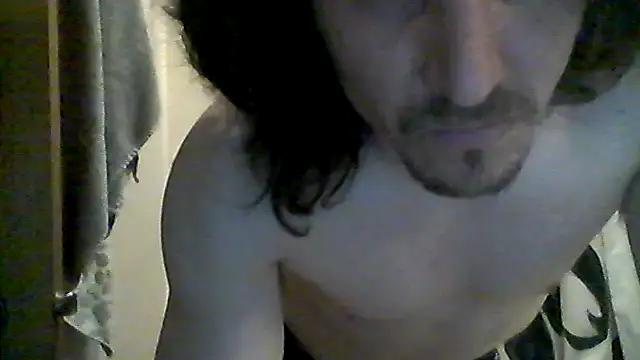 Snapshot of Lilsmokeshow017 chatting on 05/25/26, 07:36 Lilsmokeshow017 online show from 05/25/26, 07:36