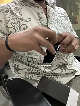 dick69lil online show from 04/22/26, 10:28