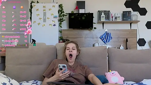 Girl alone home online show from 03/16/25, 04:41