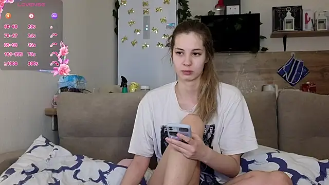 Girl alone home online show from 03/23/25, 02:48