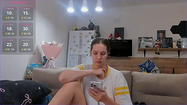 Girl alone home online show from 03/21/26, 01:05