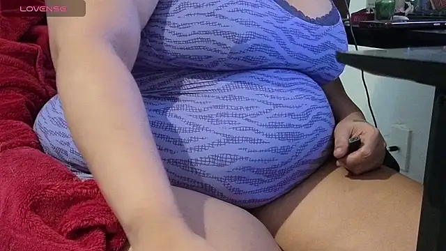 MrAndMrsCrook online show from 10/08/25, 01:53