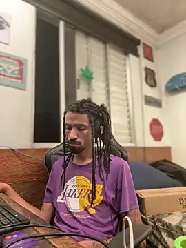 Snapshot of hotcamboy420 chatting on 01/27/25, 03:37 hotcamboy420 online show from 01/27/25, 03:37