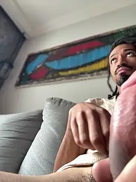 Snapshot of hotcamboy420 chatting on 02/03/25, 04:31 hotcamboy420 online show from 02/03/25, 04:31