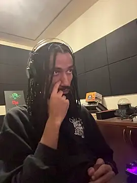 hotcamboy420 online show from 12/19/25, 04:08