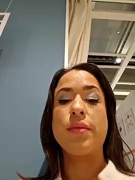 LydiaMaus96 online show from 11/18/25, 02:54