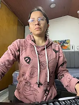 karlamorris  online show from 01/19/26, 01:59