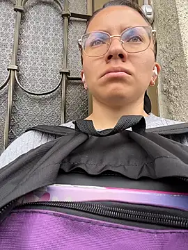 karlamorris  online show from 02/03/26, 01:16