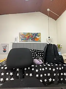 karlamorris  online show from 03/19/26, 01:15