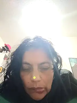 Snapshot of Lust_Mom41 chatting on 01/03/25, 02:54 Lust Mom41 online show from 01/03/25, 02:54