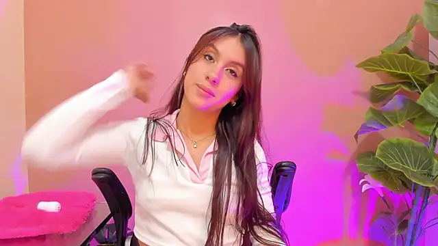 Snapshot of AlanaJones1 chatting on 03/09/25, 03:16 AlanaJones1 online show from 03/09/25, 03:16