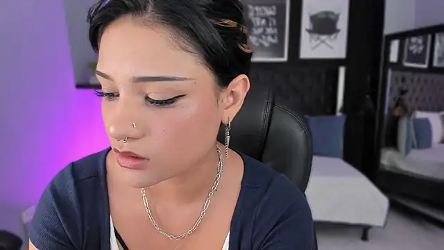 renee shelby  online show from 03/09/26, 08:24