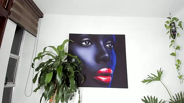 Andrea Williams  online show from 04/12/26, 03:44