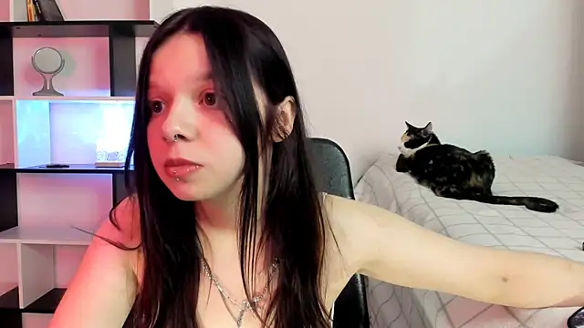 crystal lilith online show from 02/08/25, 01:33