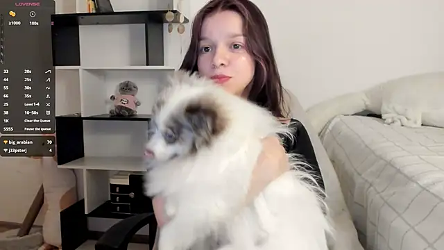 crystal lilith online show from 02/12/25, 06:40