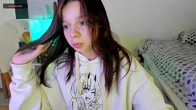 crystal lilith online show from 02/22/25, 01:24